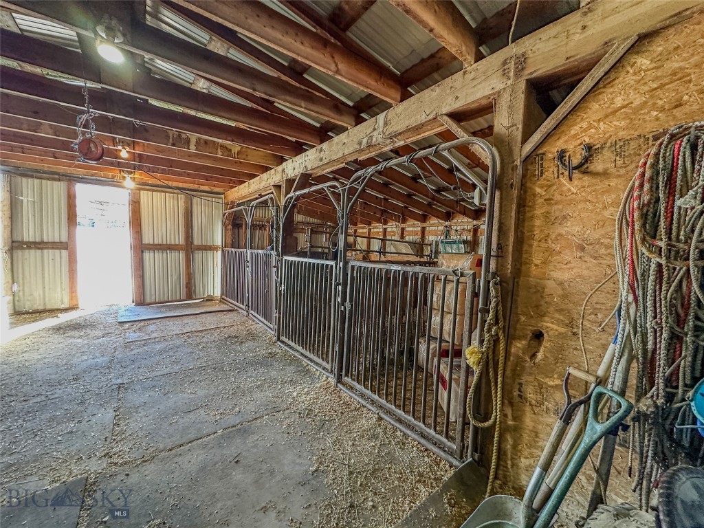7135 Raven, Belgrade MT 59714