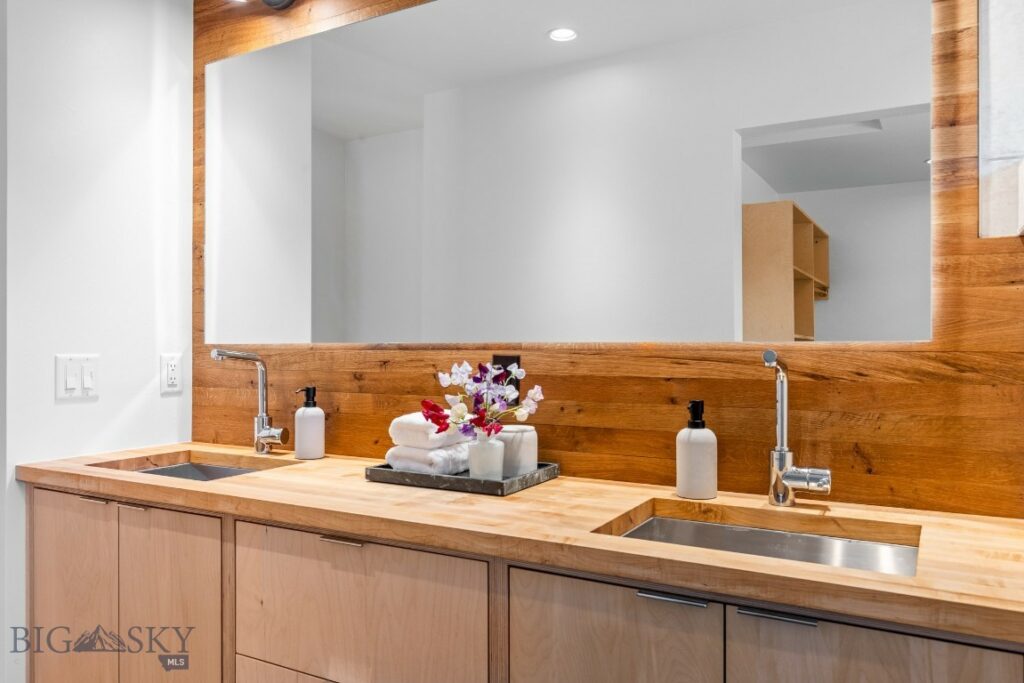 715 N Montana, Bozeman MT 59715