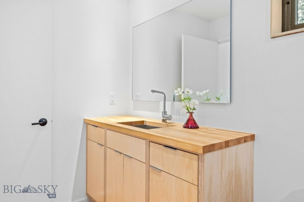 715 N Montana, Bozeman MT 59715