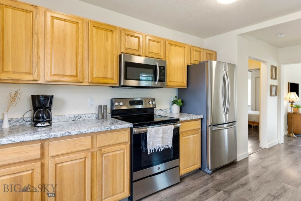 718 W Front, Livingston MT 59047