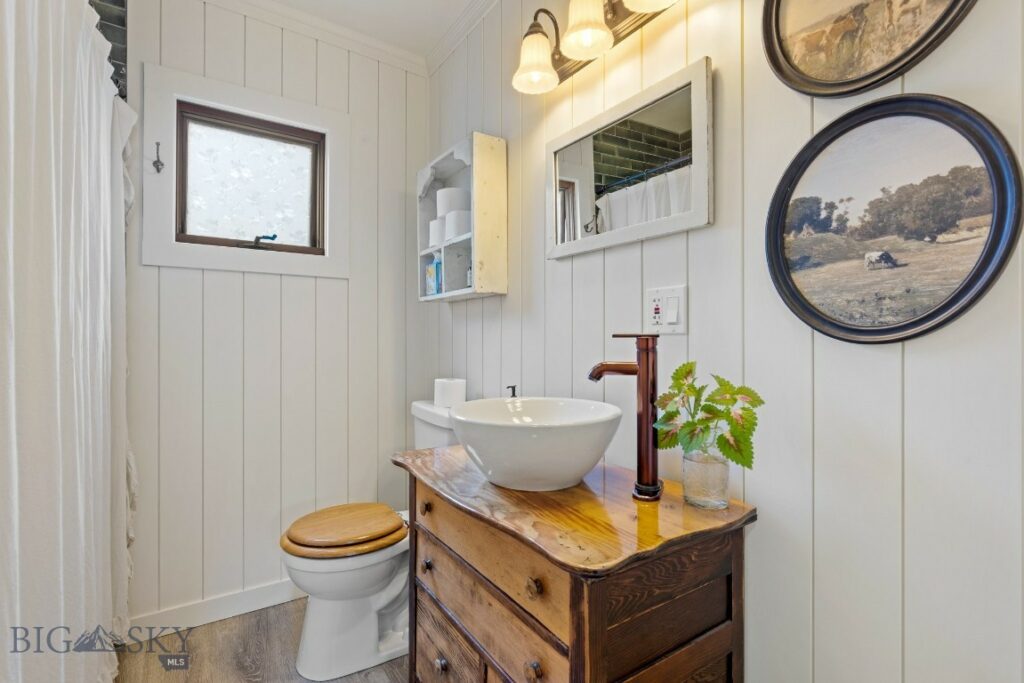 718 W Front, Livingston MT 59047