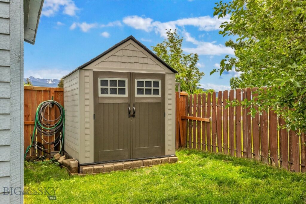 718 W Front, Livingston MT 59047