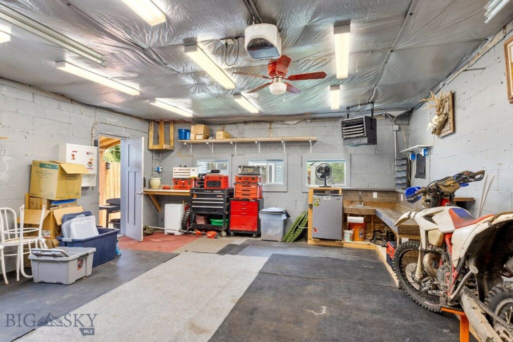 718 W Front, Livingston MT 59047