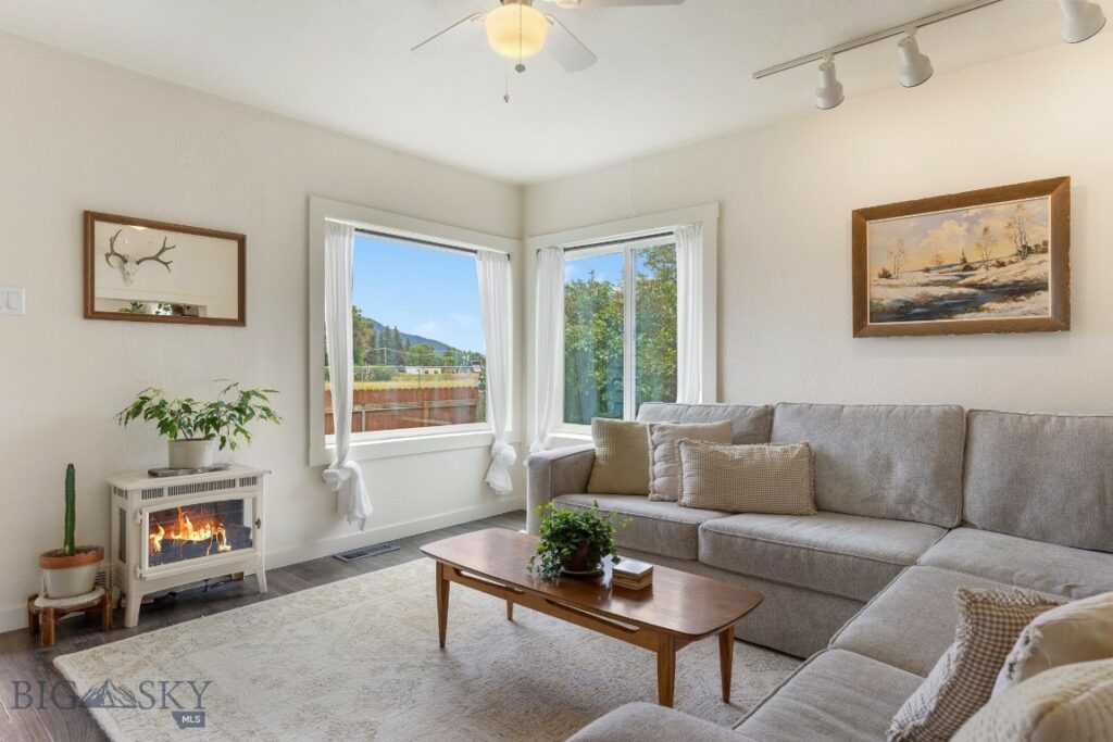 718 W Front, Livingston MT 59047
