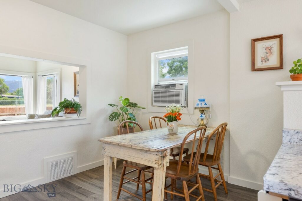 718 W Front, Livingston MT 59047