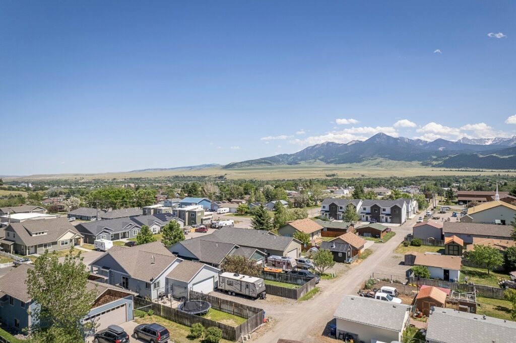 719 N 12th Street, Livingston MT 59047