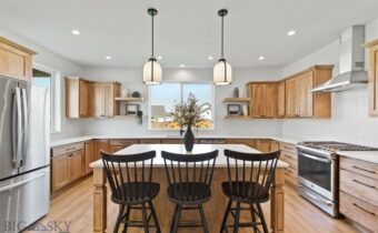 72 Arrow Peak Court, Bozeman MT 59718