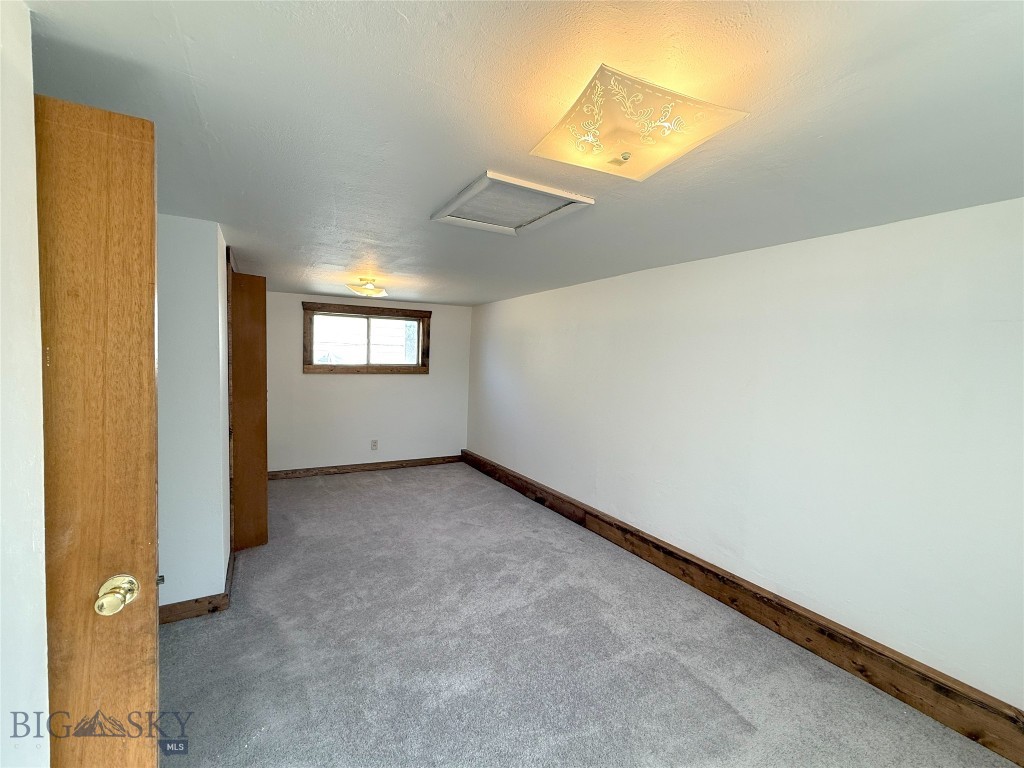 720 W Front, Livingston MT 59047