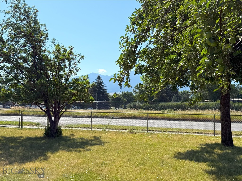 720 W Front, Livingston MT 59047