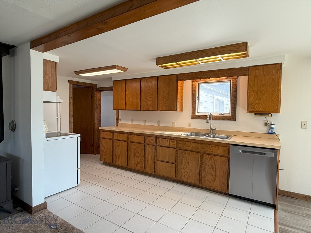 720 W Front, Livingston MT 59047