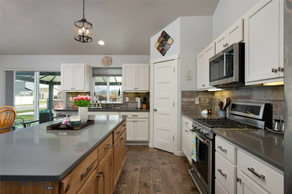 721 Stewart Loop, Bozeman MT 59718