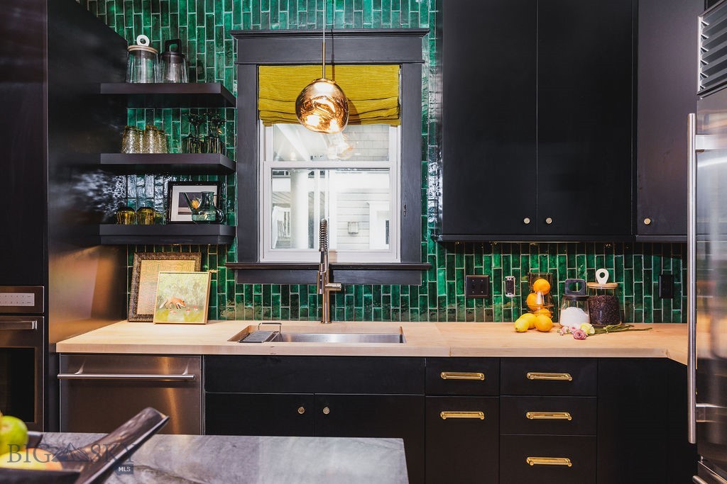 725 S 3rd Avenue, Bozeman MT 59715
