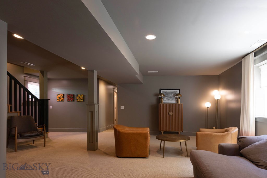 725 S 3rd Avenue, Bozeman MT 59715