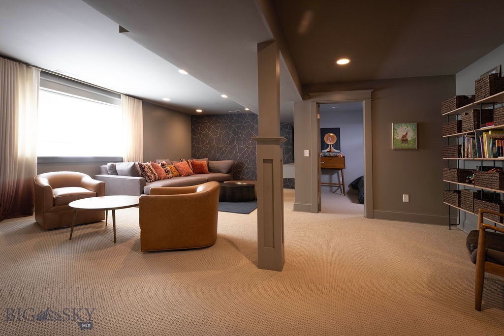 725 S 3rd Avenue, Bozeman MT 59715