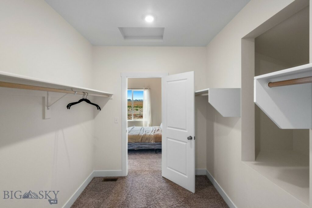 725 Thrice Loop, Belgrade MT 59714