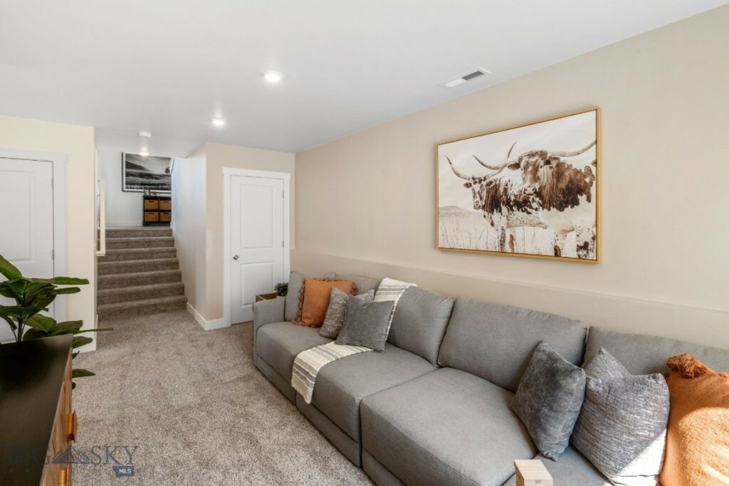 725 Thrice Loop, Belgrade MT 59714