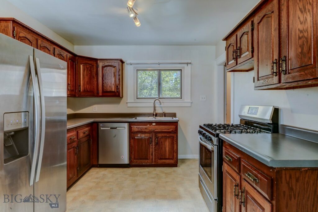 725 W Callender Street, Livingston MT 59047