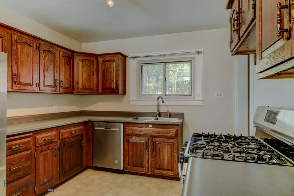 725 W Callender Street, Livingston MT 59047