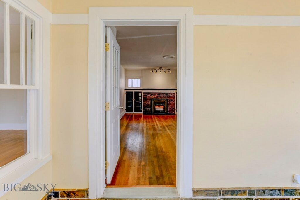 725 W Callender Street, Livingston MT 59047