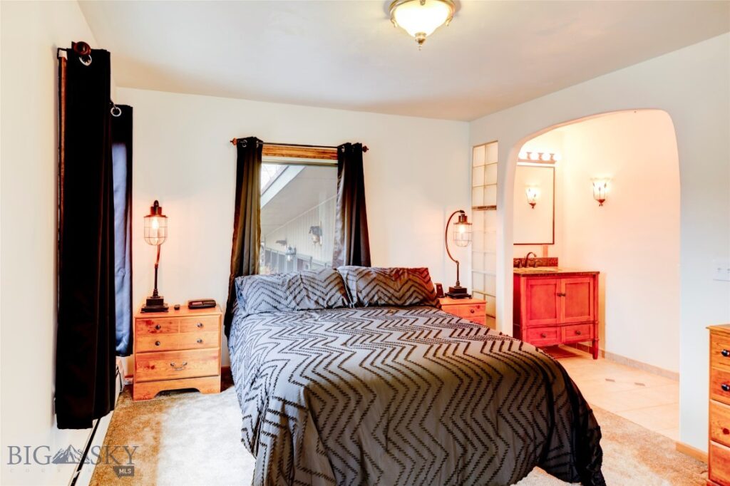 726 US Highway 10 West W, Livingston MT 59047