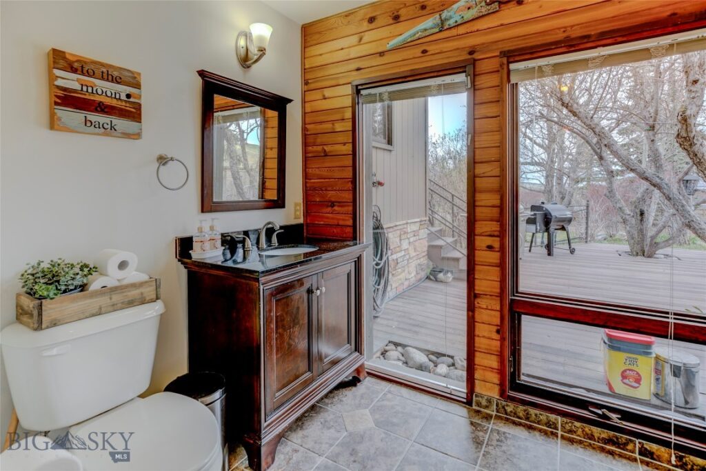 726 US Highway 10 West W, Livingston MT 59047