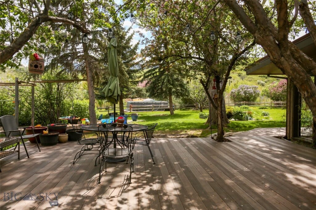 726 US Highway 10 West W, Livingston MT 59047