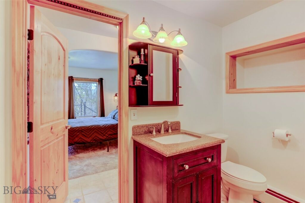 726 US Highway 10 W, Livingston MT 59047