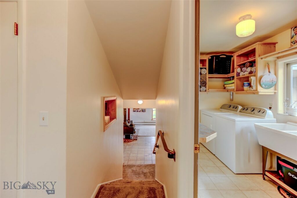 726 US Highway 10 W, Livingston MT 59047