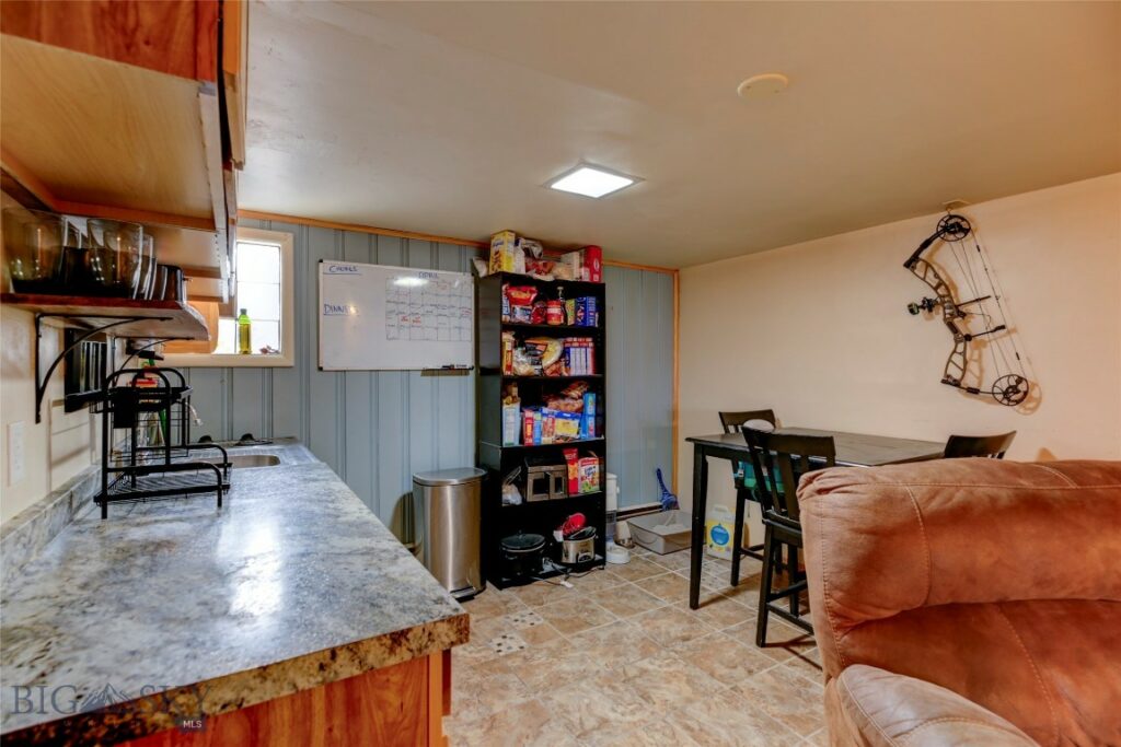 726 US Highway 10 W, Livingston MT 59047