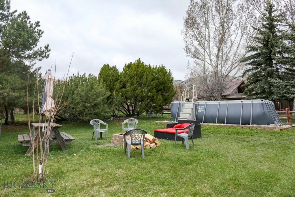 726 US Highway 10 W, Livingston MT 59047