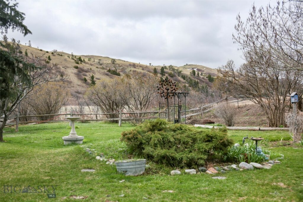 726 US Highway 10 W, Livingston MT 59047
