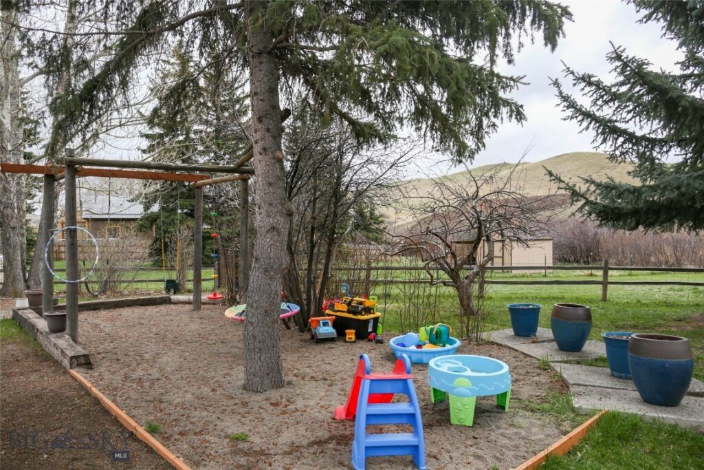 726 US Highway 10 W, Livingston MT 59047