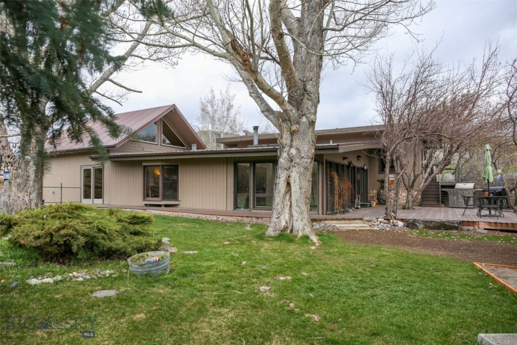 726 US Highway 10 W, Livingston MT 59047