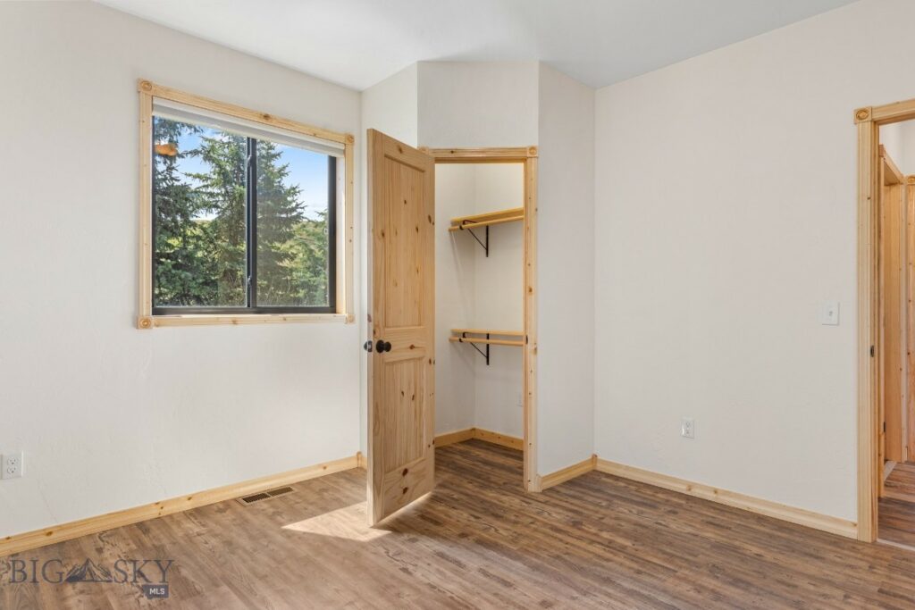 732 US Highway 10 W, Livingston MT 59047