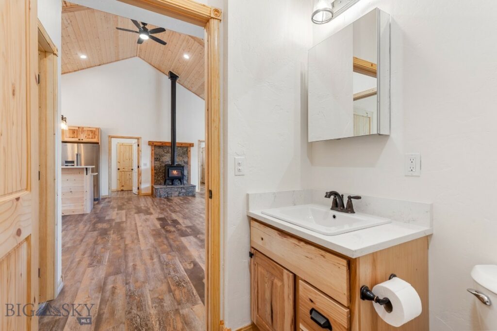 732 US Highway 10 W, Livingston MT 59047
