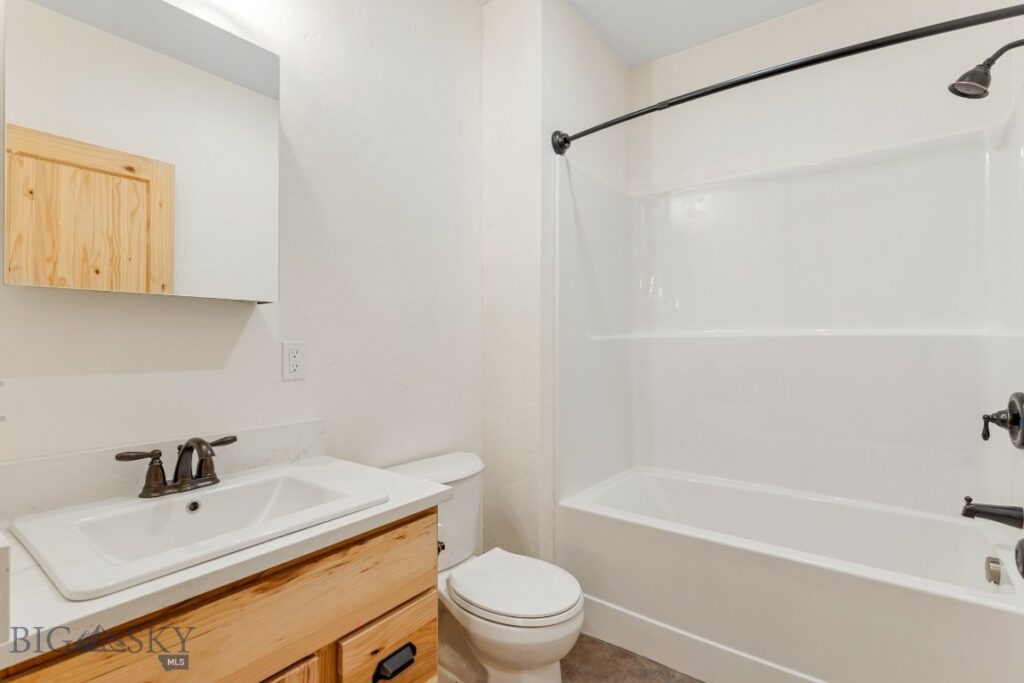732 US Highway 10 W, Livingston MT 59047