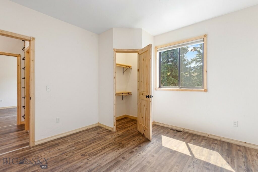 732 US Highway 10 W, Livingston MT 59047