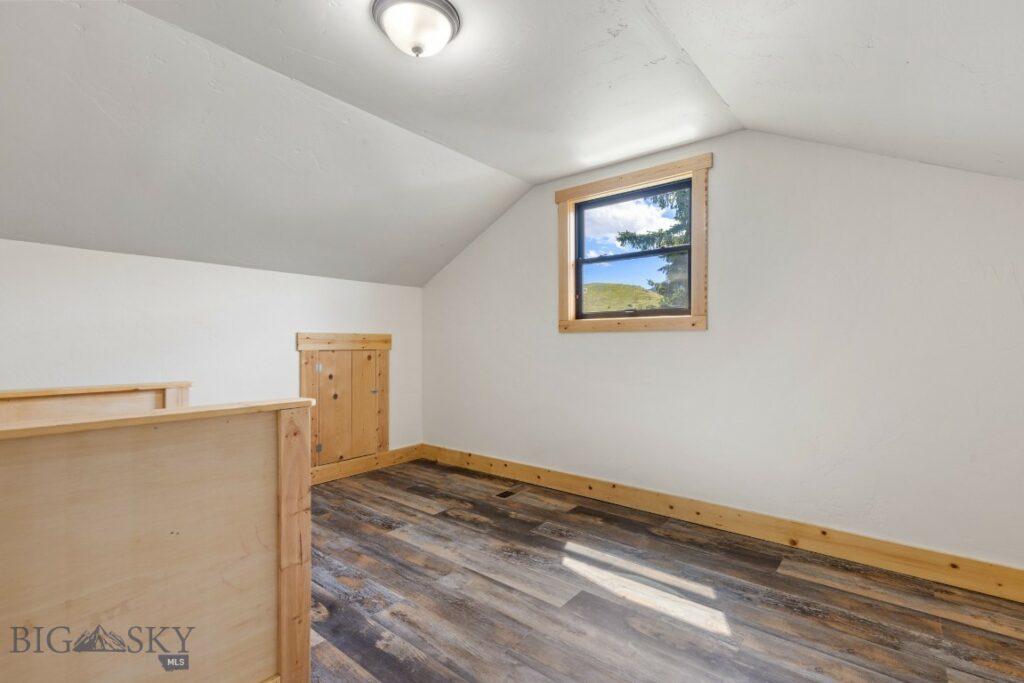 732 US Highway 10 W, Livingston MT 59047