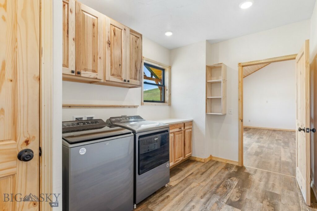 732 US Highway 10 W, Livingston MT 59047