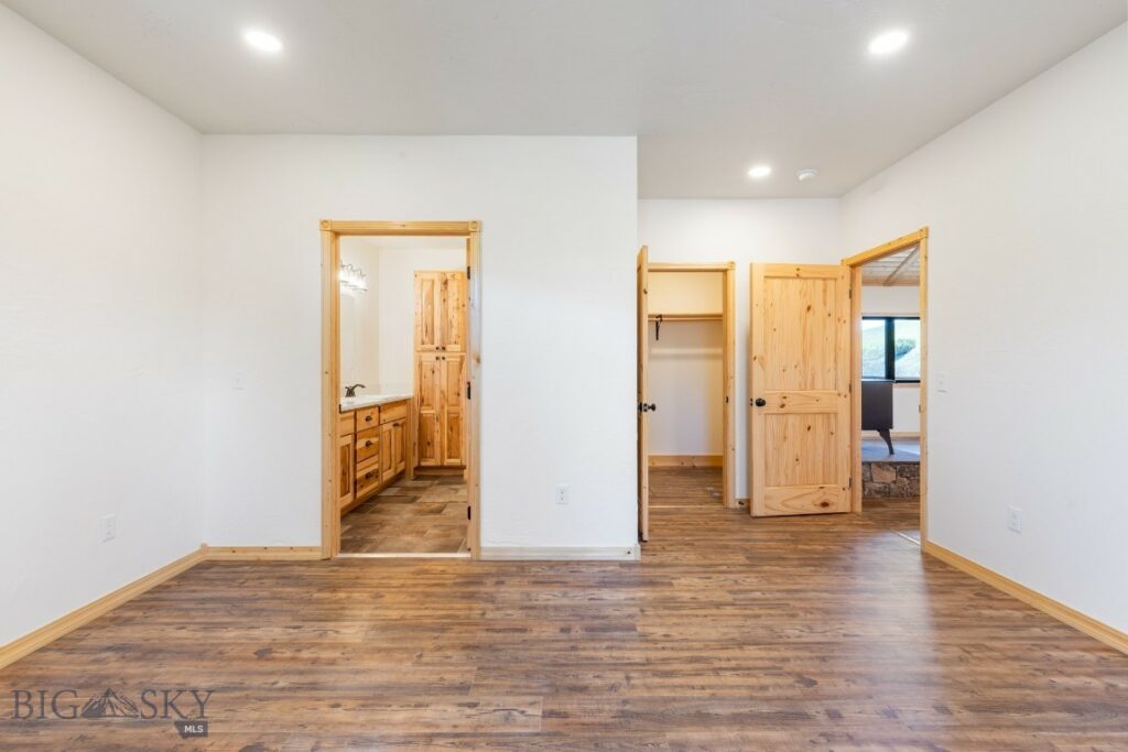 732 US Highway 10 W, Livingston MT 59047