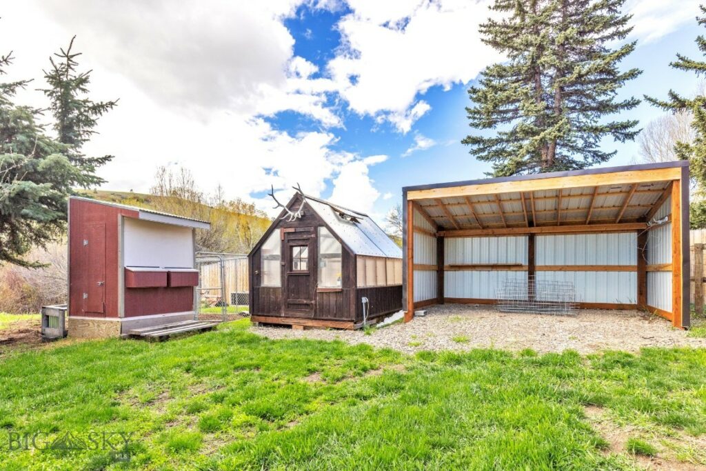 732 US Highway 10 W, Livingston MT 59047