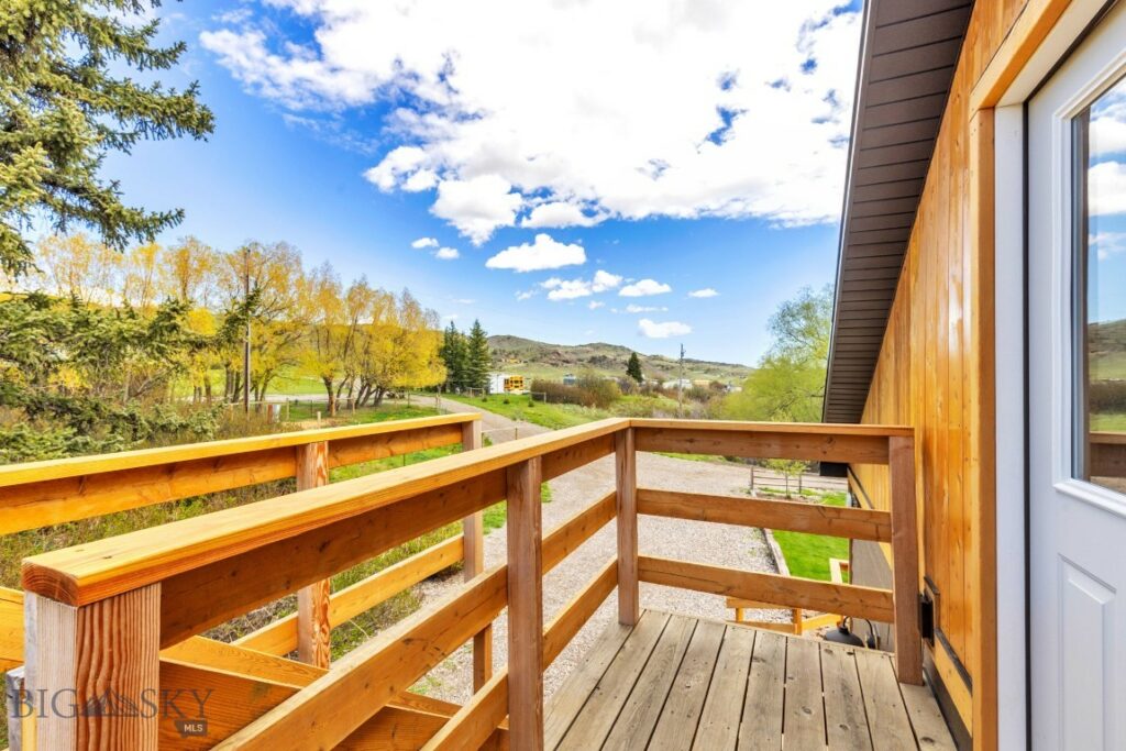 732 US Highway 10 W, Livingston MT 59047