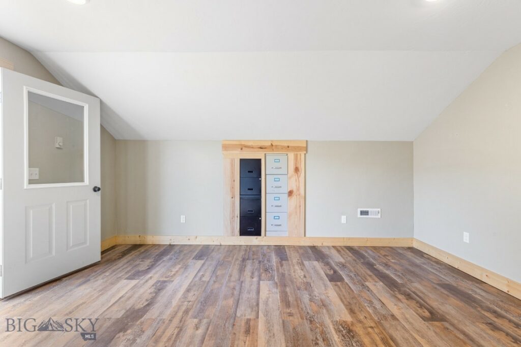 732 US Highway 10 W, Livingston MT 59047