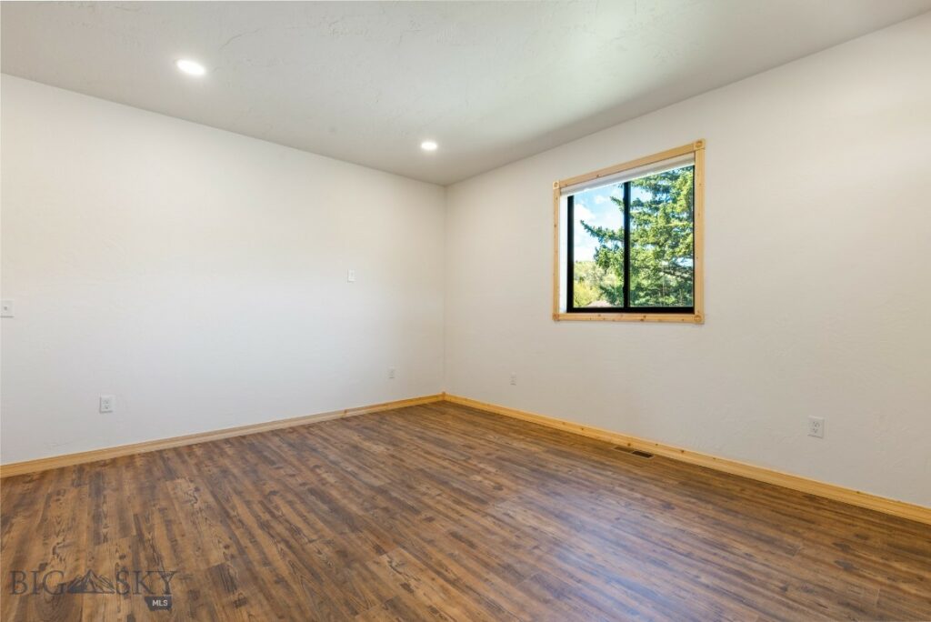 732 US Highway 10 W, Livingston MT 59047