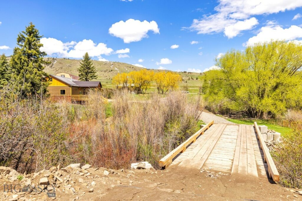 732 US Highway 10 W, Livingston MT 59047