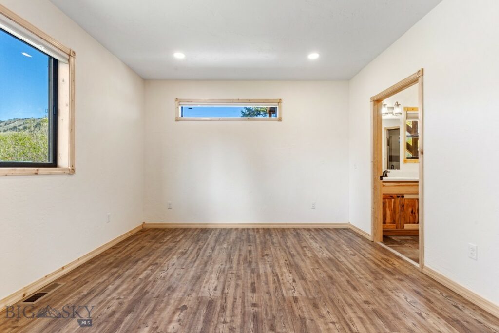 732 US Highway 10 W, Livingston MT 59047