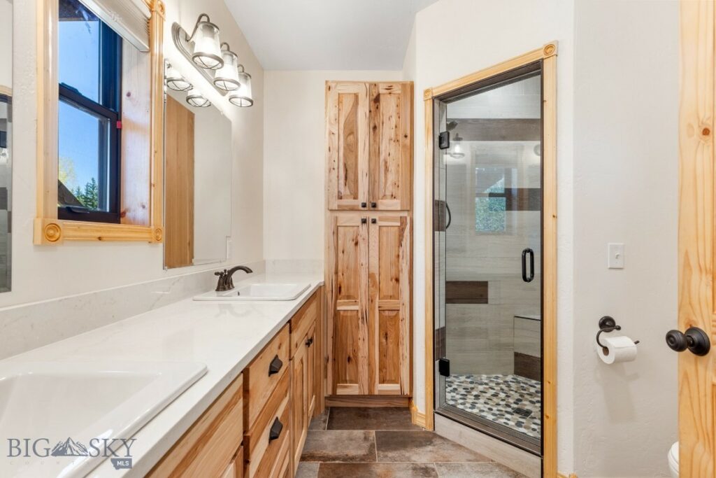 732 US Highway 10 W, Livingston MT 59047