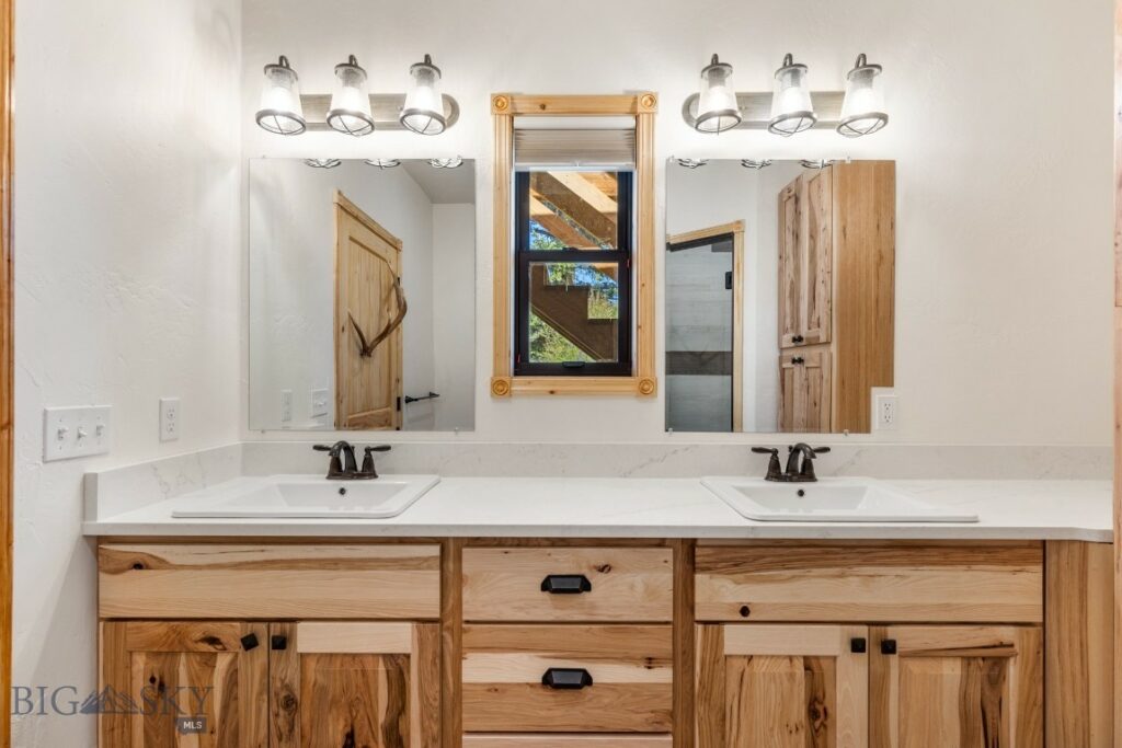 732 US Highway 10 W, Livingston MT 59047