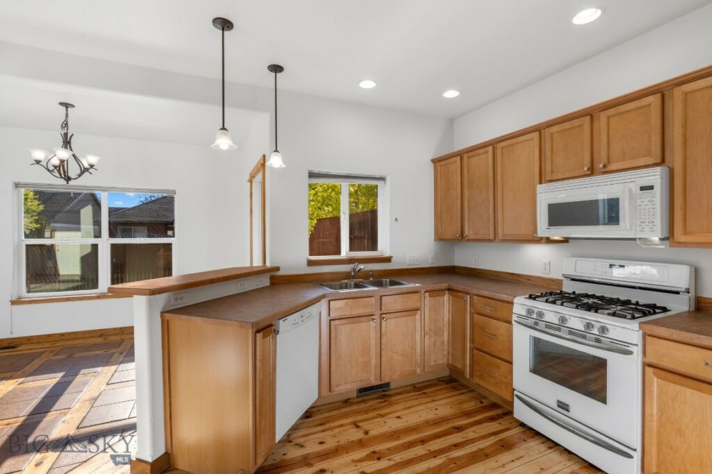 738 Forestglen Drive, Bozeman MT 59718