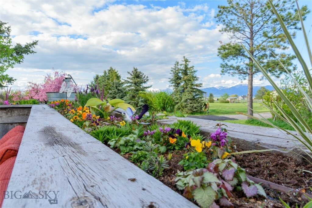 745 Rocky Road, Bozeman MT 59718